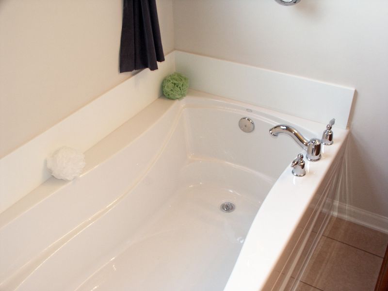 Bathtub Resurfacing in Denver County, CO